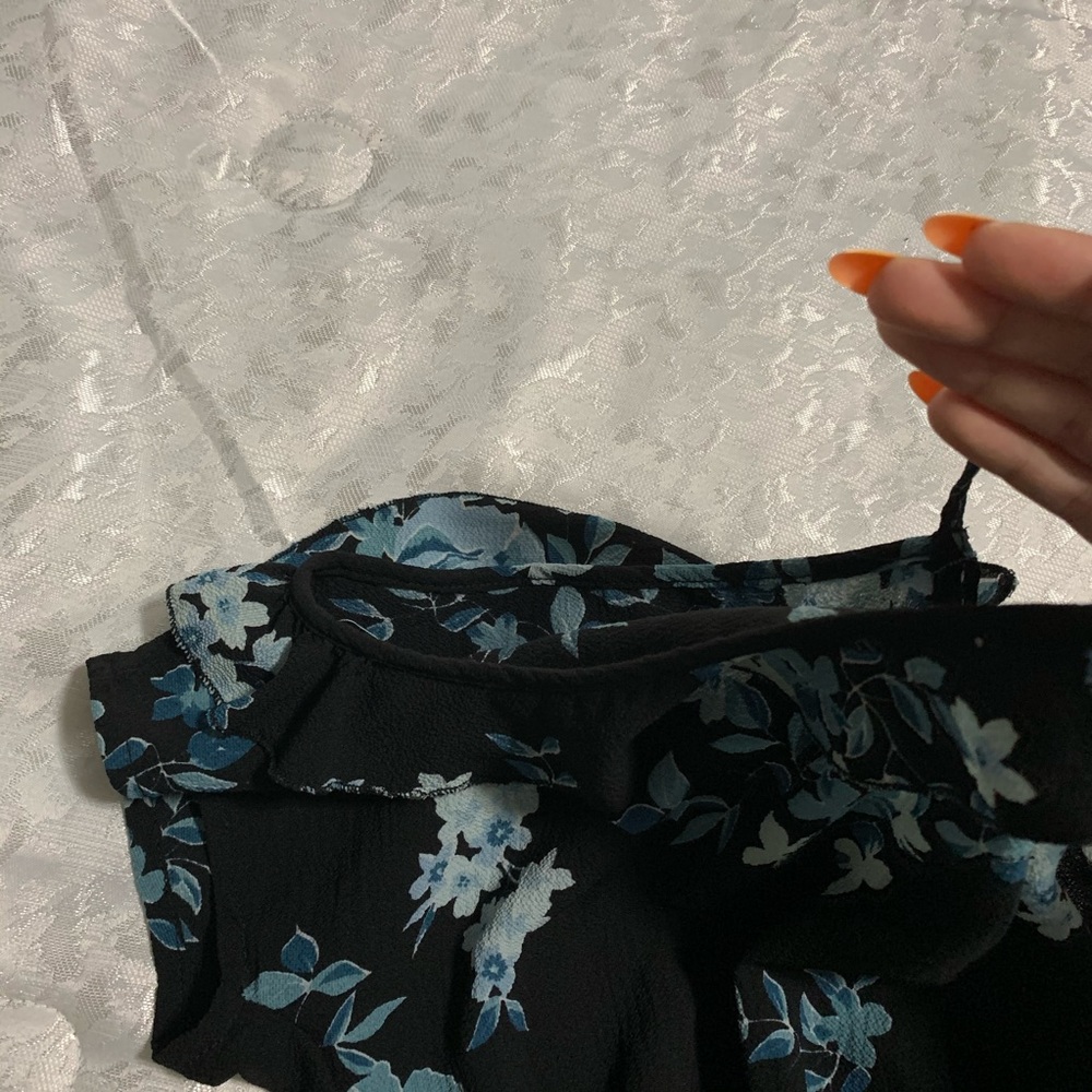 Romper - Picture 2 of 3